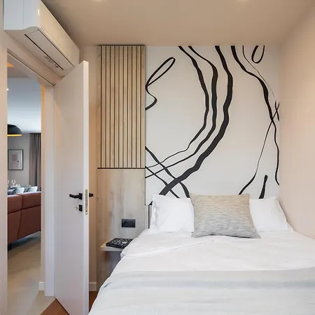 Silba Three Bedroom With Private Jacuzzi Апартаменты
