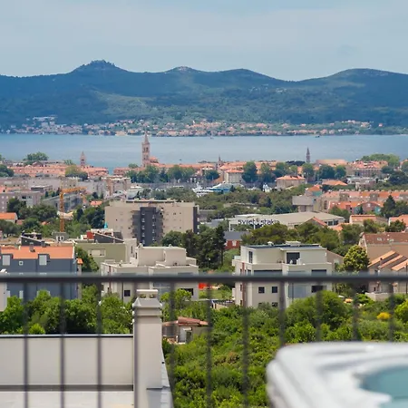 Silba Three Bedroom With Private Jacuzzi * Задар