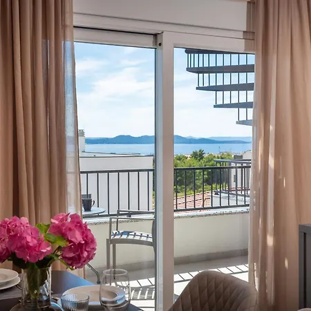 Silba Three Bedroom With Private Jacuzzi * Задар