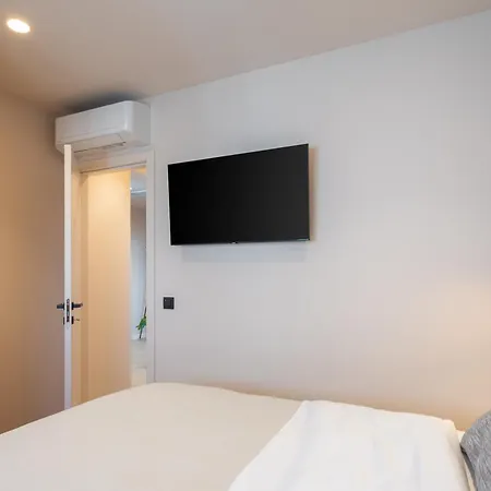 Silba Three Bedroom With Private Jacuzzi زادار