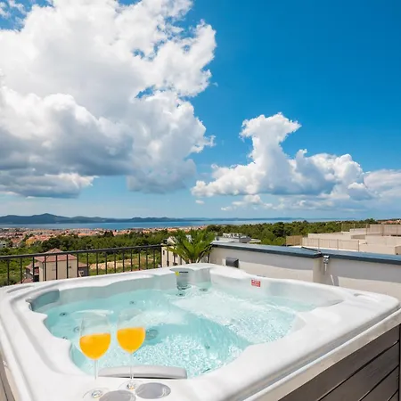 شقة Silba Three Bedroom With Private Jacuzzi